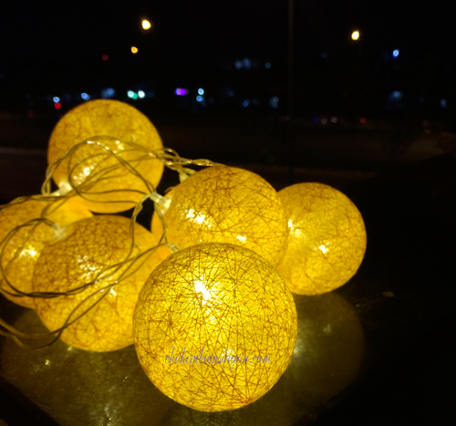 Dây Đèn LED Trái Châu Cotton Vàng